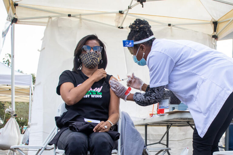 covid-vaccine_04032021